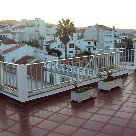 Bed & Breakfast D.maria Odeceixe